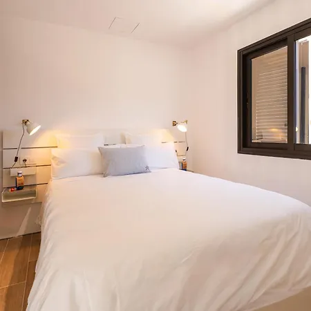 4b Spacious With Private Terrace Cotillo