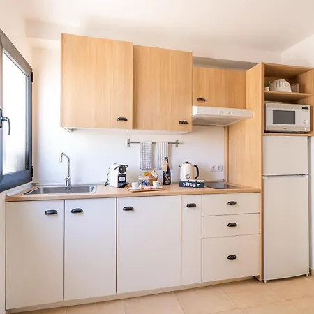 Moderno Con Terraza Privada * Cotillo