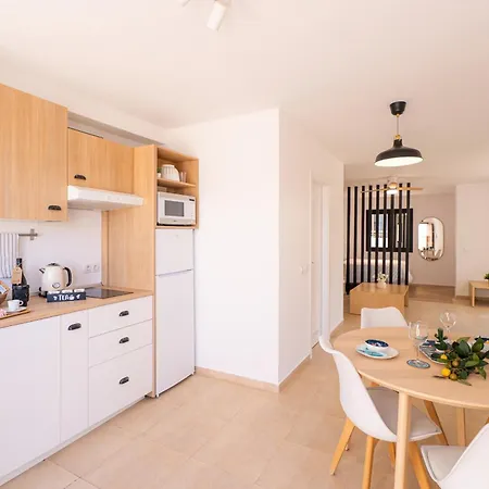 Moderno Con Terraza Privada