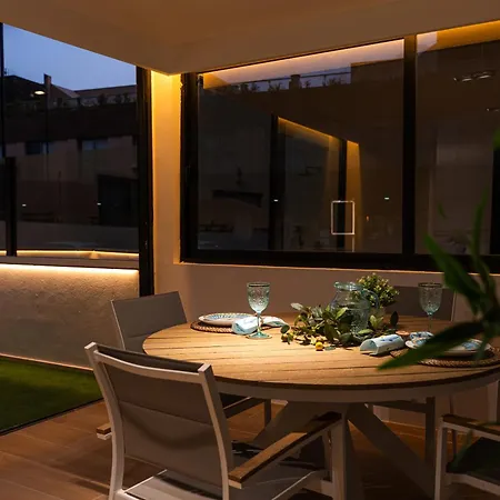 Apartamento Moderno Con Terraza Privada *