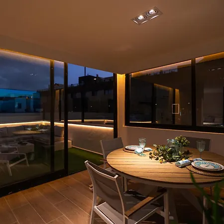 Moderno Con Terraza Privada * Cotillo