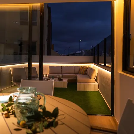 Moderno Con Terraza Privada *
