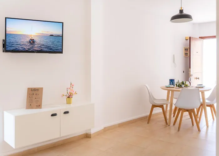 Spacious Apartment With Private Terrace Cotillo דירה
